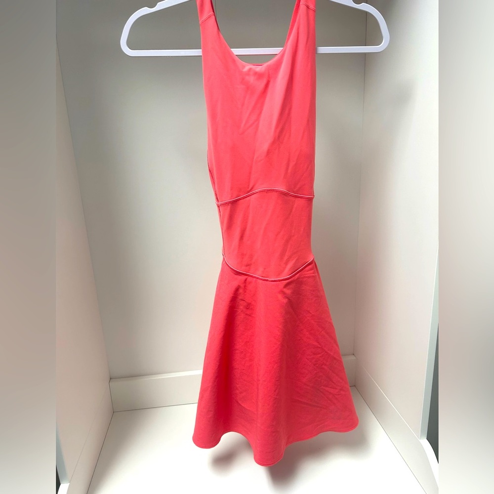 COURT CRUSH DRESS CORAL - (size - 6)